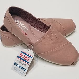 Skechers Bobs Plush Peace and Love